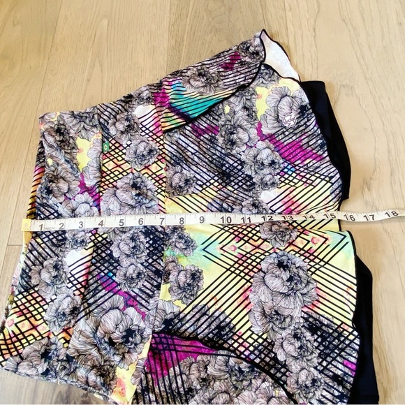 Mana Threads Terra Skort Graffiti Bloom Activewear Ladies Medium - Picture 10 of 10